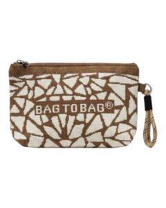 Σκούρο Καφέ